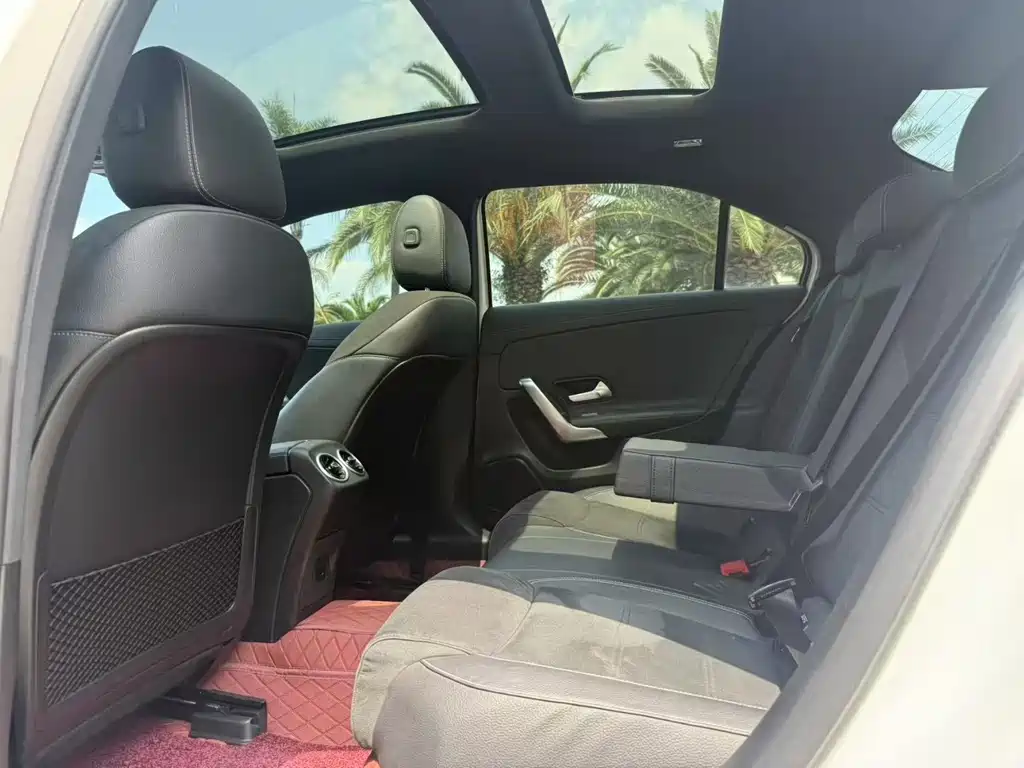Mercedes-Benz A-Class 2023 A 200 L Fashion Model купить на сайте DeffCars
