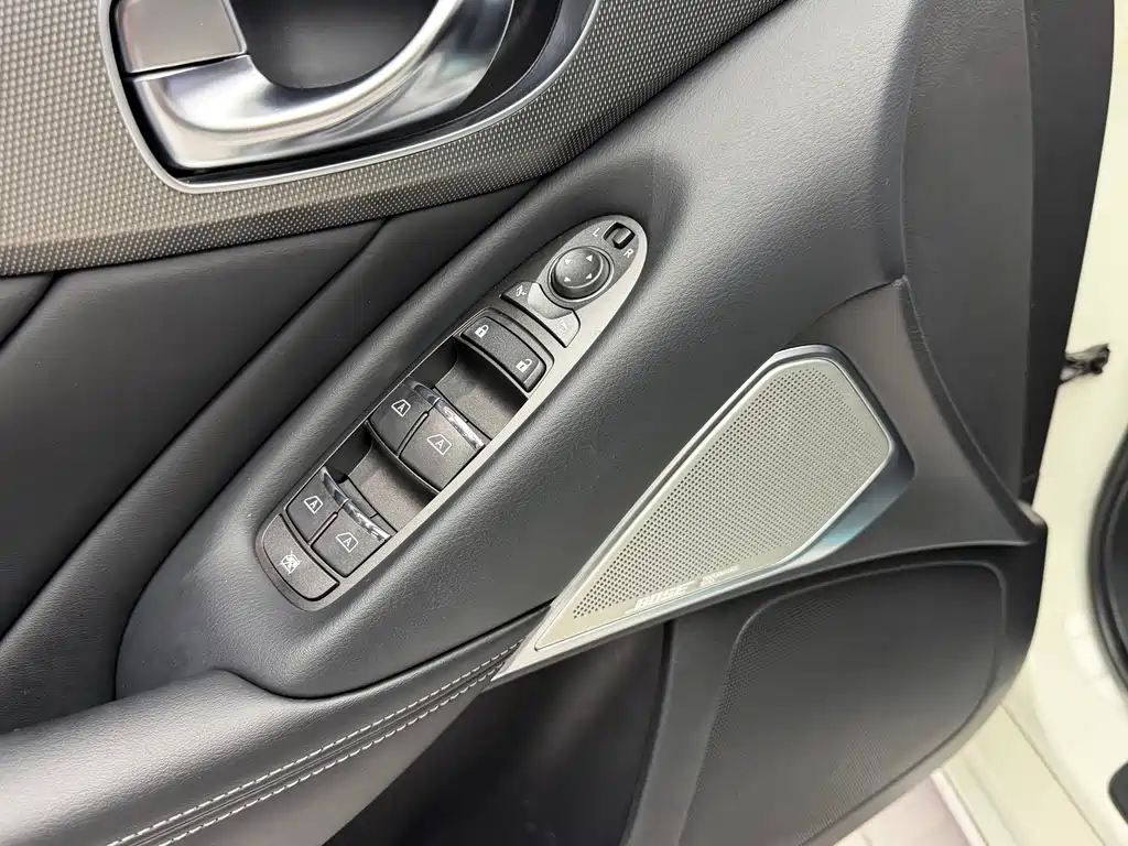 Infiniti Q50L 2021 2.0T Jinxiang Sports Edition купить на сайте DeffCars