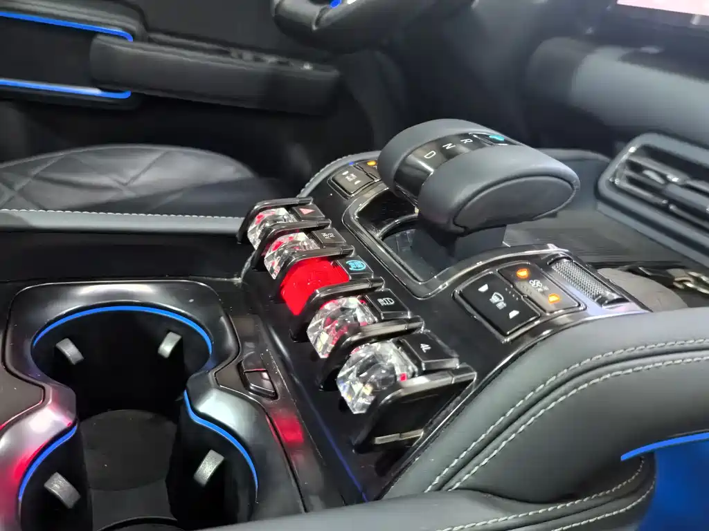 Leopard 5 2023 Discovery Edition купить на сайте DeffCars