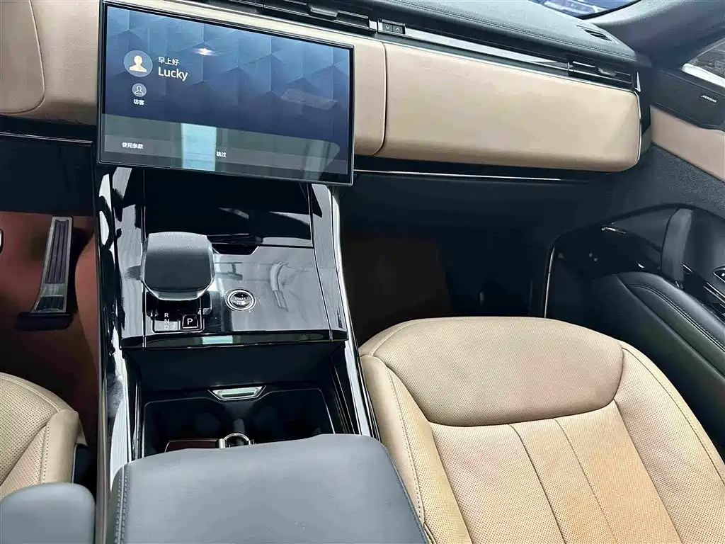 Range Rover Sport 2025 400PS Dynamic SE купить на сайте DeffCars