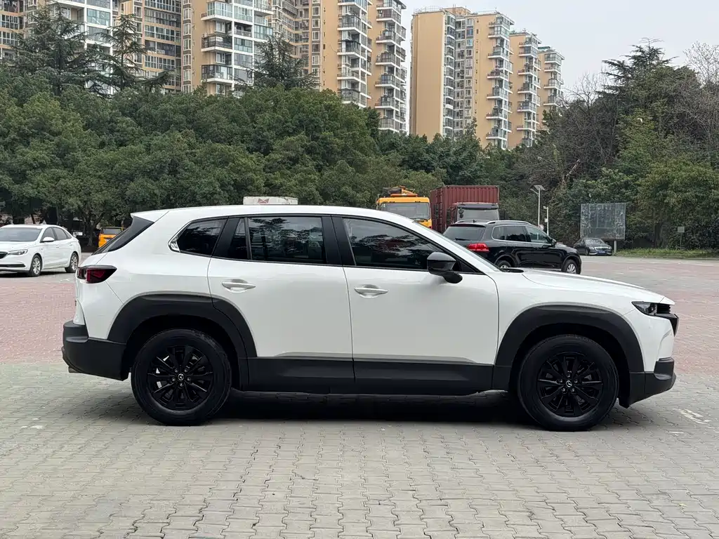 Mazda CX-50 Xingye 2023 2.0L Leading Edition купить на сайте DeffCars