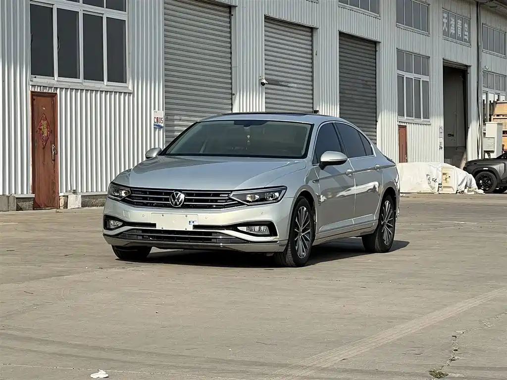 Magotan 2020 330TSI DSG luxury model купить на сайте DeffCars
