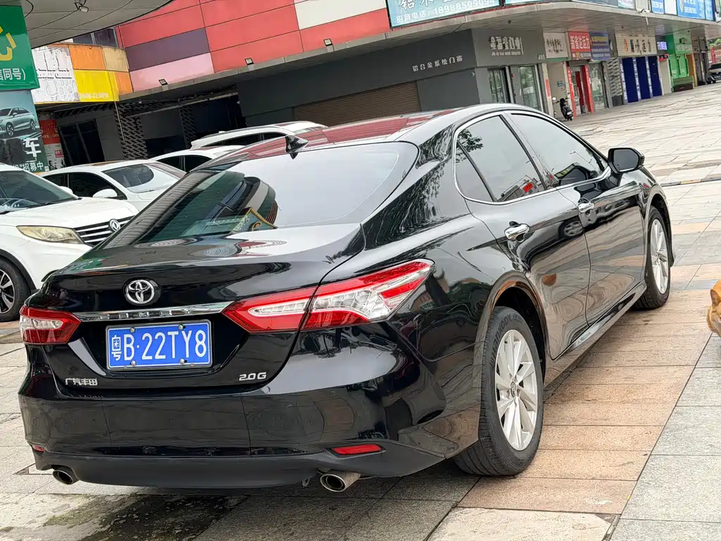 Camry 2021 2.0G Deluxe Edition купить на сайте DeffCars