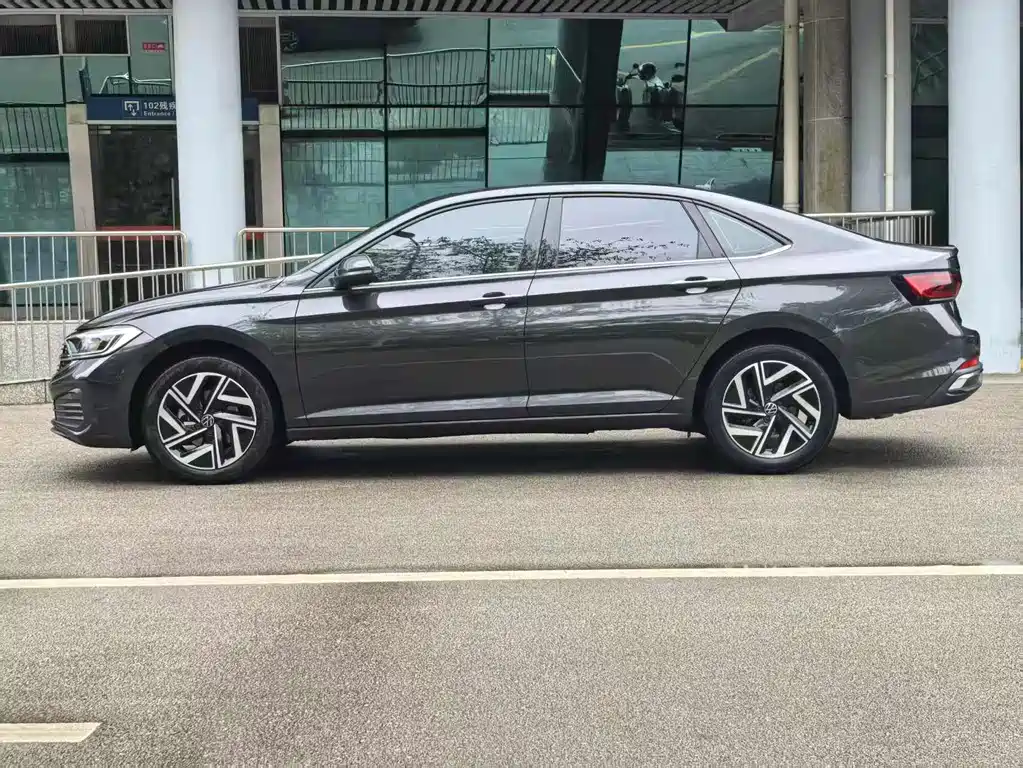 Sagitar 2026 facelift 30 million units selected 300TSI DSG transcendent version купить на сайте DeffCars