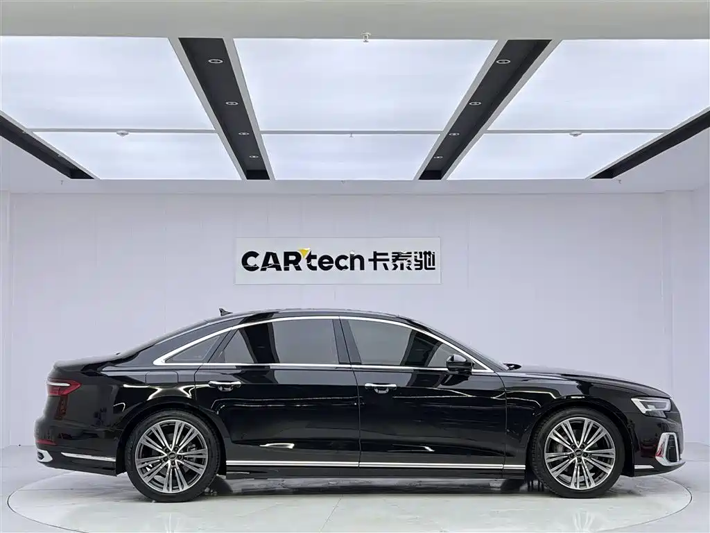 Audi A8 2023 A8L 50 TFSI quattro Premium Selection купить на сайте DeffCars