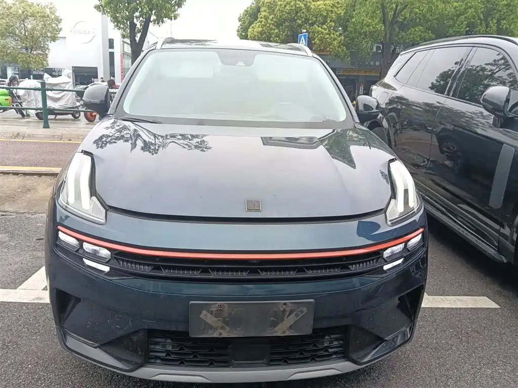 Lynk & Co 06 2020 1.5T Yao Halo купить на сайте DeffCars