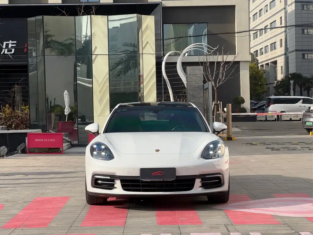 Panamera 2017 Panamera 4 Executive Extended Edition 3.0T купить на сайте DeffCars