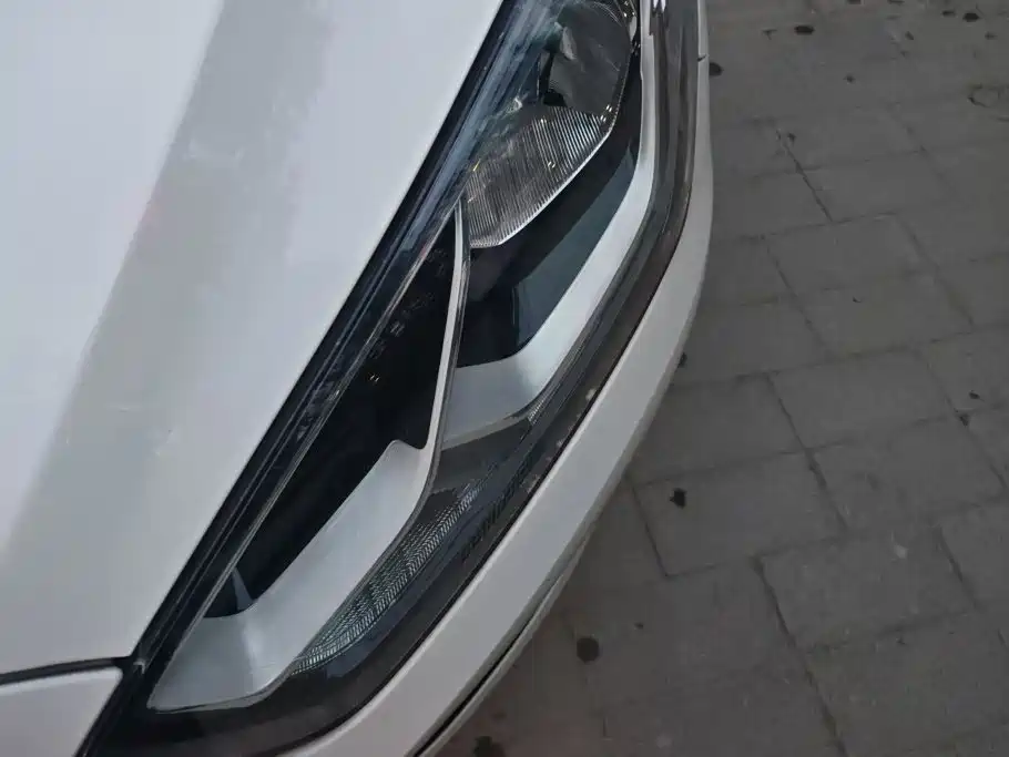 Forex 2017 1.5L manual comfort model купить на сайте DeffCars
