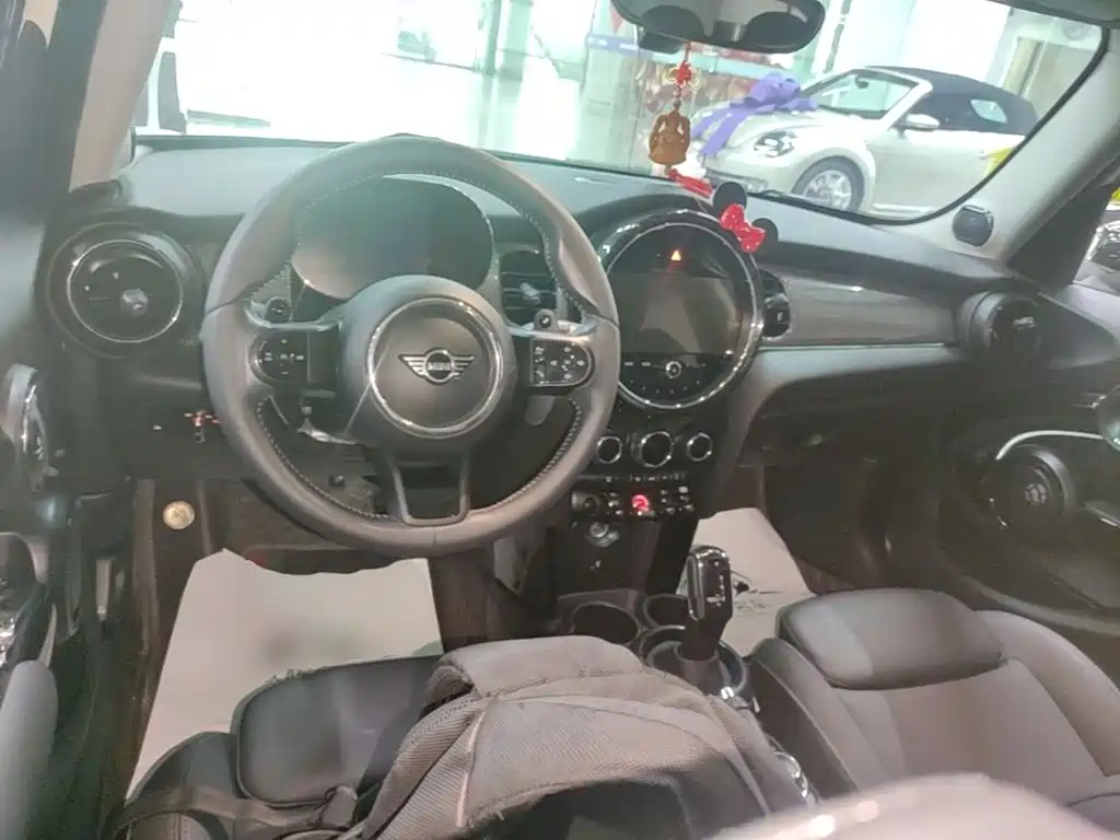 MINI 2022 2.0T COOPER S Classic Five-door Edition купить на сайте DeffCars