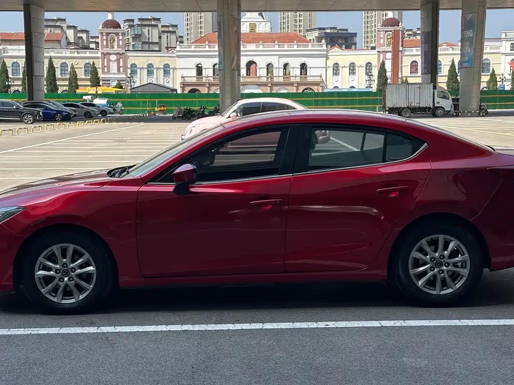 Mazda3 Angkesela 2016 sedan 1.5L automatic comfort type купить на сайте DeffCars