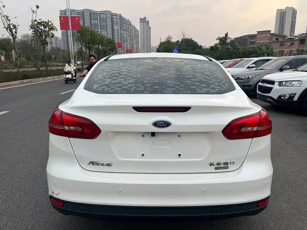 Focus 2015 sedan EcoBoost 125 automatic super stylish model купить на сайте DeffCars