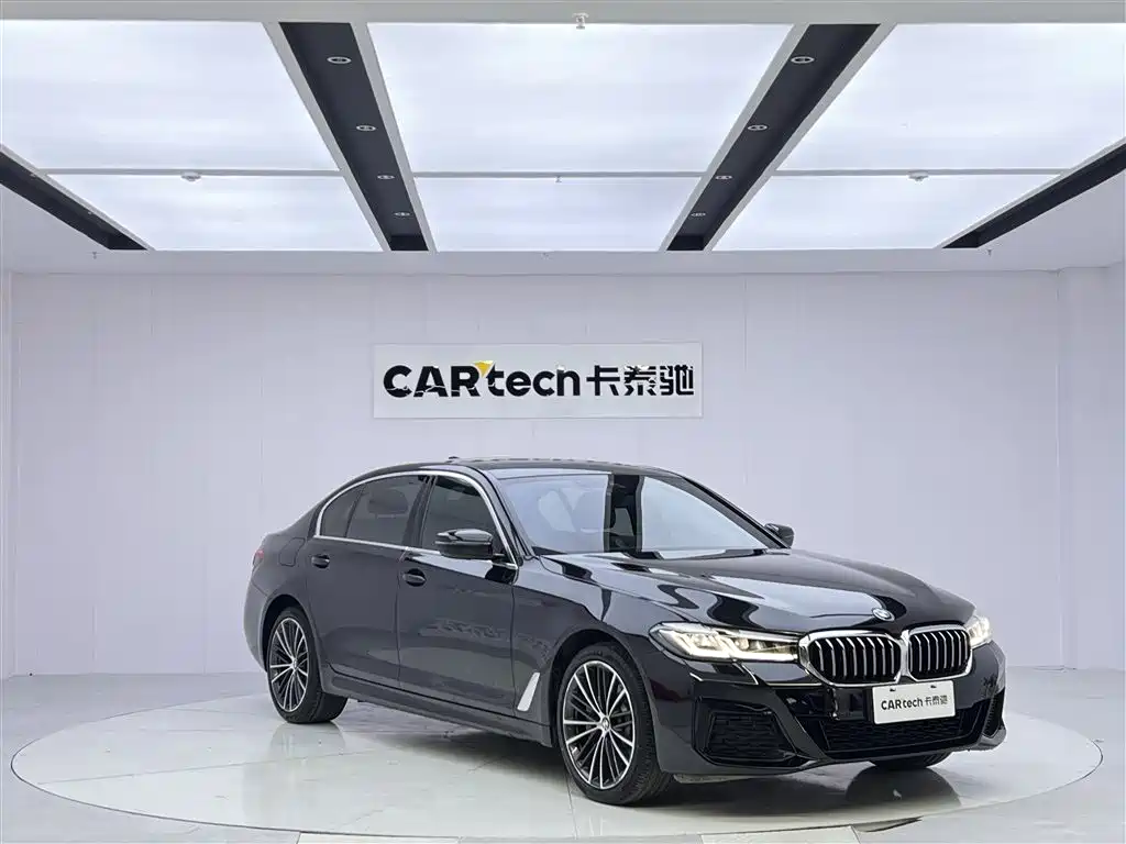 BMW 5 Series 2022 facelift 530Li leading M sports package купить на сайте DeffCars