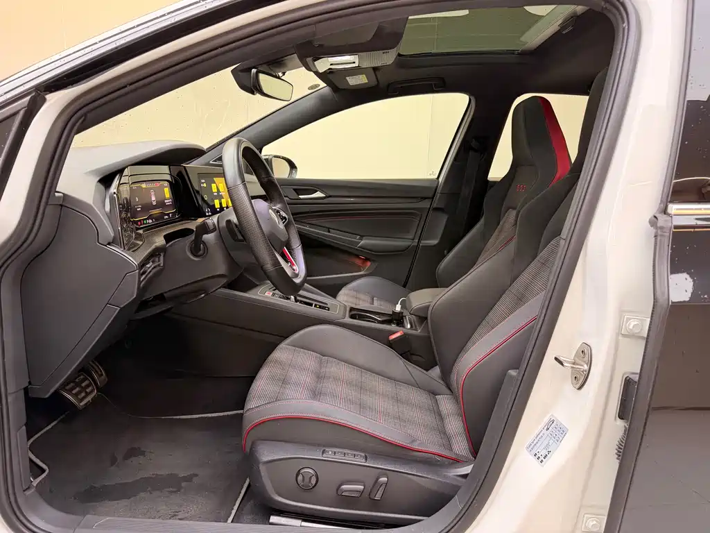 Golf GTI 2021 380TSI DSG купить на сайте DeffCars