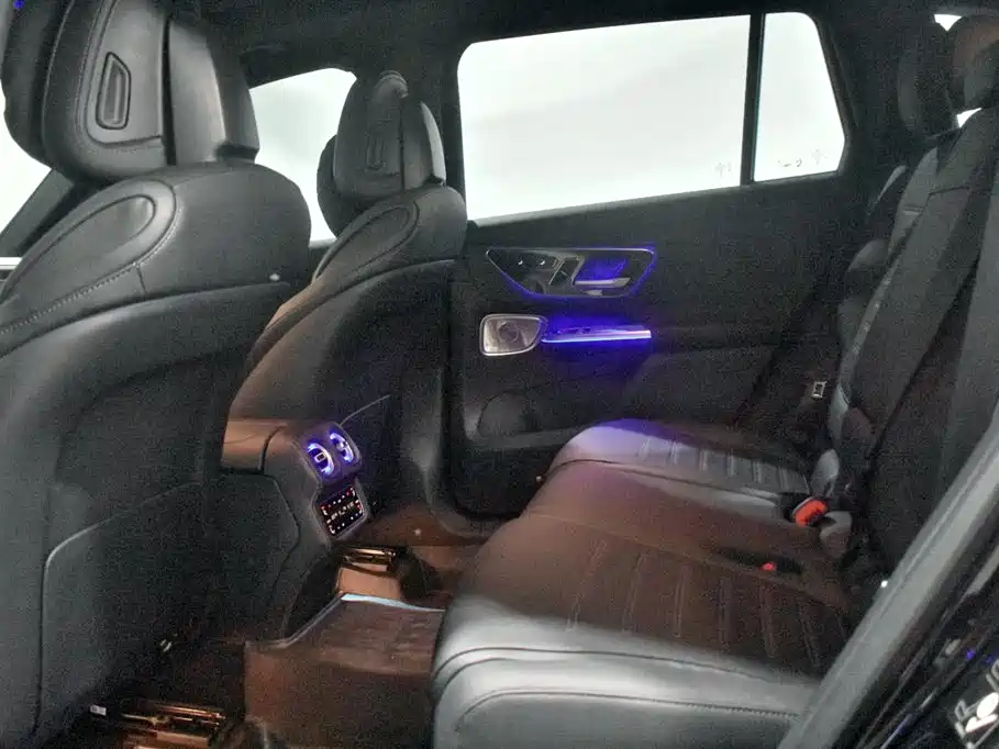 Mercedes-Benz GLC 2023 GLC 300 L 4MATIC Dynamic 7-seater купить на сайте DeffCars