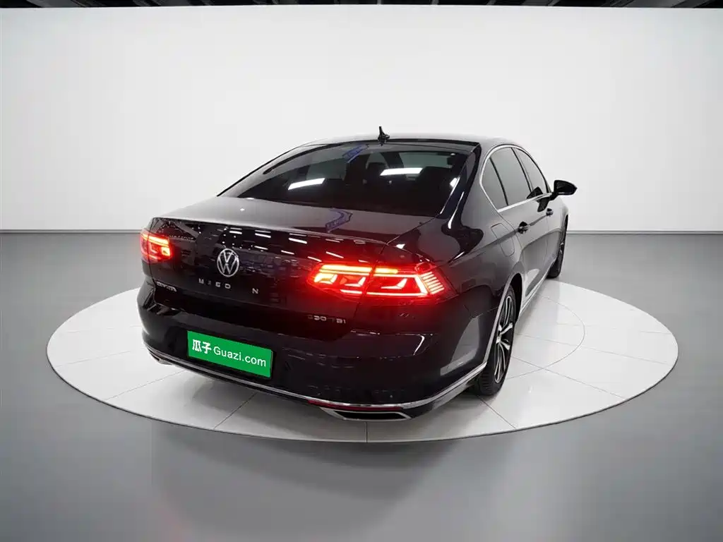 Magotan 2020 330TSI DSG leading model купить на сайте DeffCars