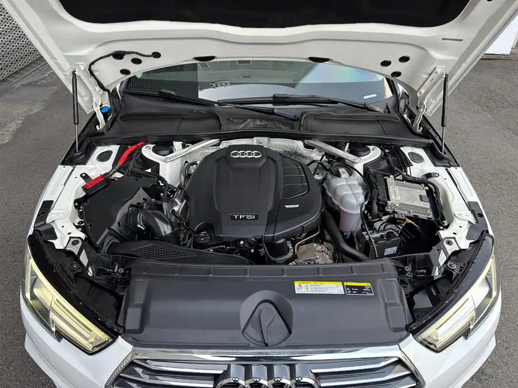Audi A4L 2019 40 TFSI Enterprising National VI купить на сайте DeffCars