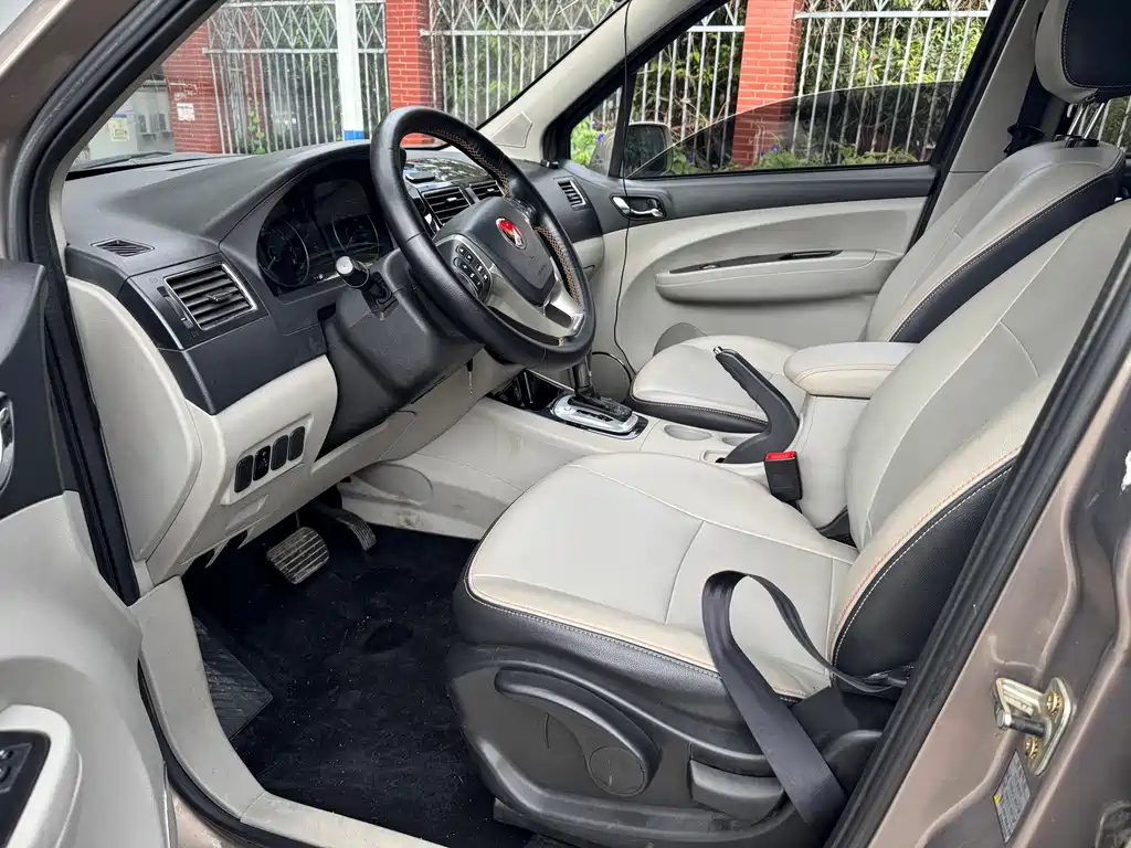 Jingyi XV 2015 1.6L CVT luxury model купить на сайте DeffCars