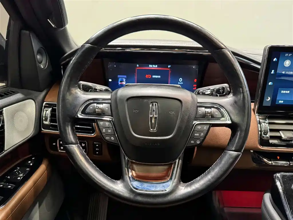Navigator 2022 3.5T Honor Edition купить на сайте DeffCars