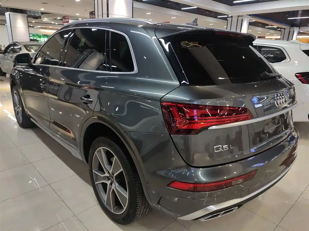 Audi Q5L 2022 45T luxury and dynamic model купить на сайте DeffCars