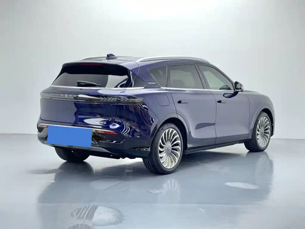 Lantu FREE 2021 four-wheel drive standard extended range exclusive luxury package купить на сайте DeffCars