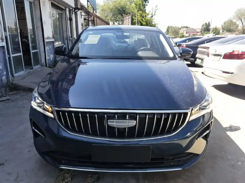 Emgrand 2026 4 million commemorative model 1.5L CVT transcendent type купить на сайте DeffCars