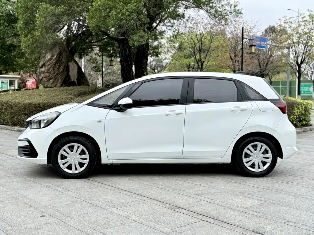 Fit 2021 1.5L CVT Trendy Edition купить на сайте DeffCars