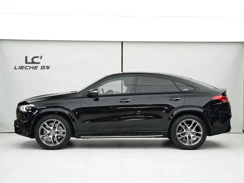 Mercedes-Benz GLE Coupe AMG 2023 AMG GLE 53 4MATIC+ Coupe SUV купить на сайте DeffCars