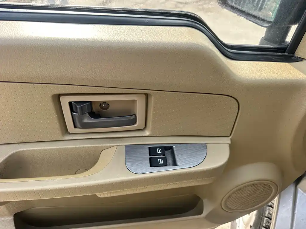 Dongfeng Xiaokang C35 2019 1.5L Basic Type II Van National VI DK15 купить на сайте DeffCars