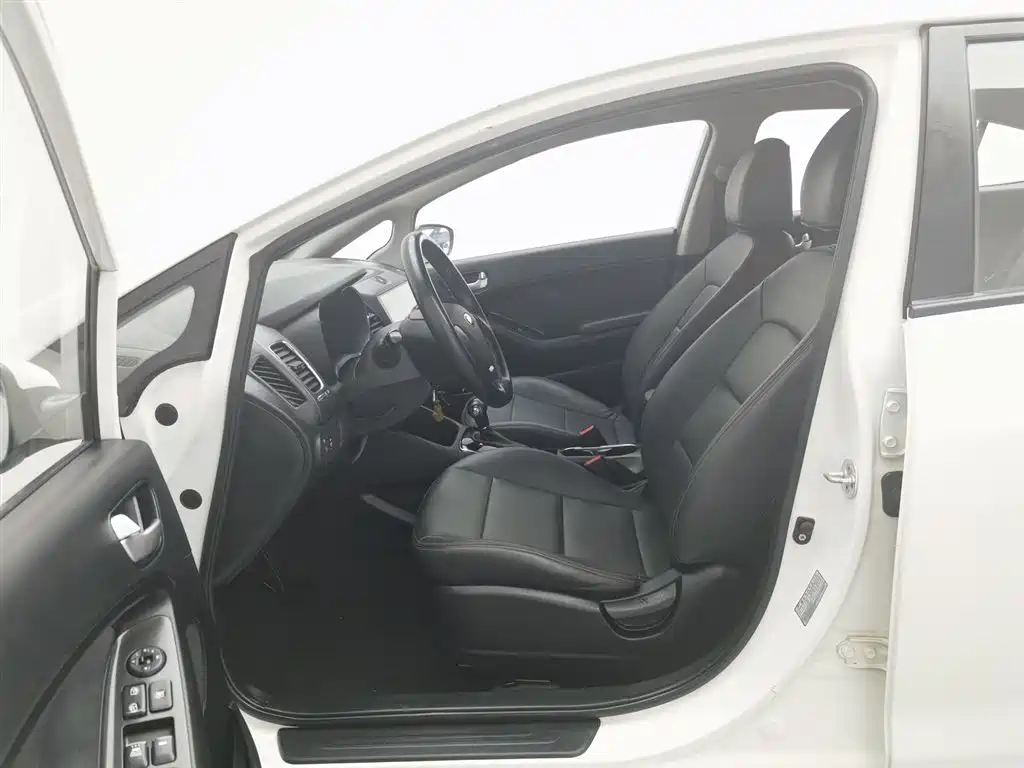 Kia K3 2016 1.6L automatic GL купить на сайте DeffCars