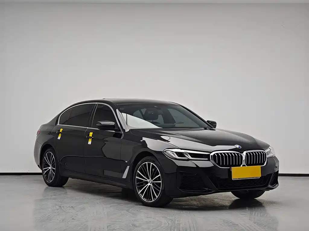 BMW 5 Series 2023 facelift 530Li leading M sports package купить на сайте DeffCars