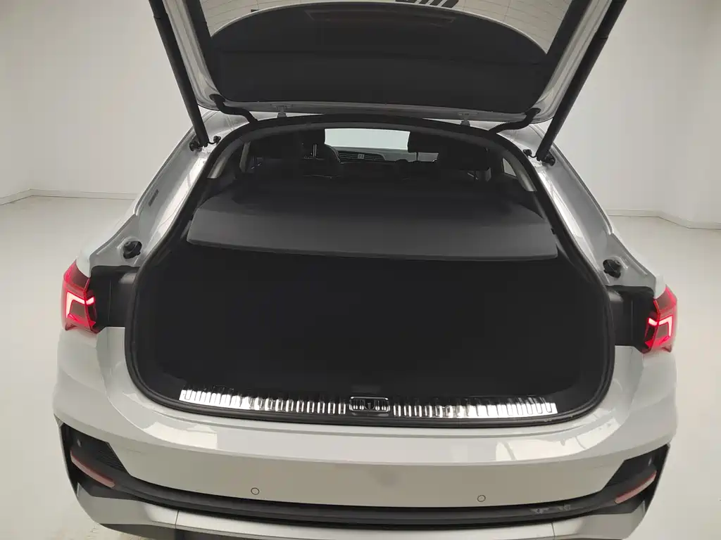 Audi Q3 Sportback 2020 40 TFSI Fashion купить на сайте DeffCars