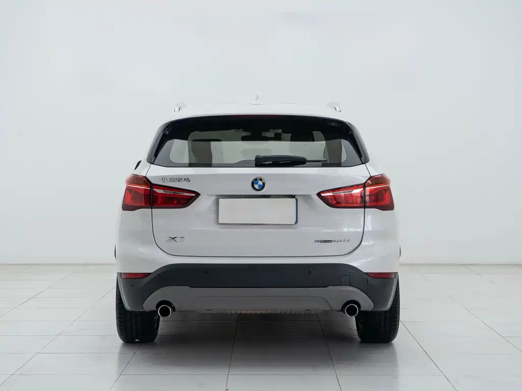 BMW X1 2019 sDrive20Li Leading Model купить на сайте DeffCars