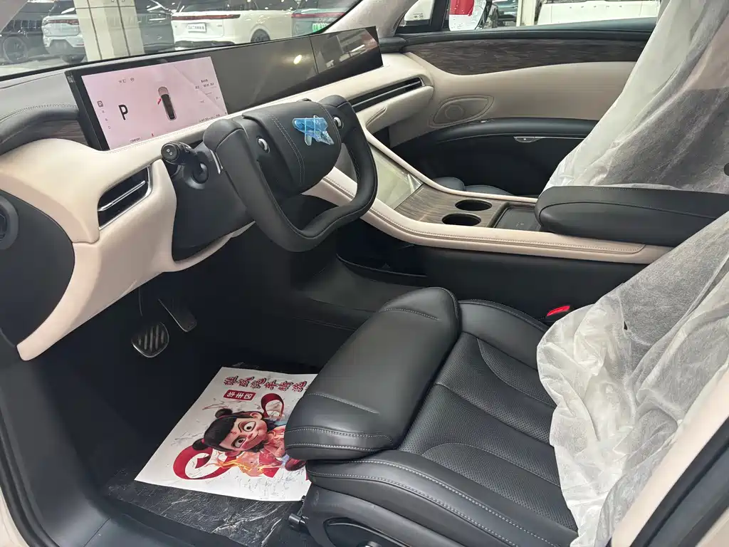 Zhiji LS7 2024 90kWh Max Elite rear-wheel drive version купить на сайте DeffCars