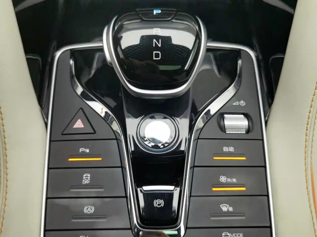 Song PLUS New Energy 2021 DM-i 110KM flagship model купить на сайте DeffCars