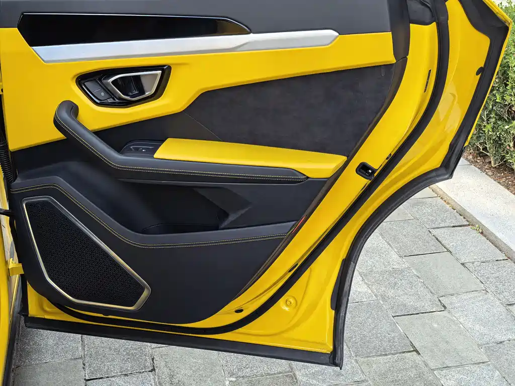 Urus 2021 4.0T V8 купить на сайте DeffCars