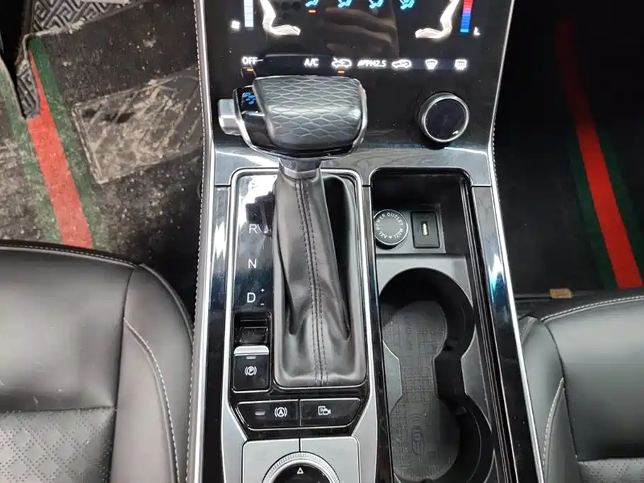 Jietu X90 2021 1.6T DCT Movie Edition 7 seats купить на сайте DeffCars