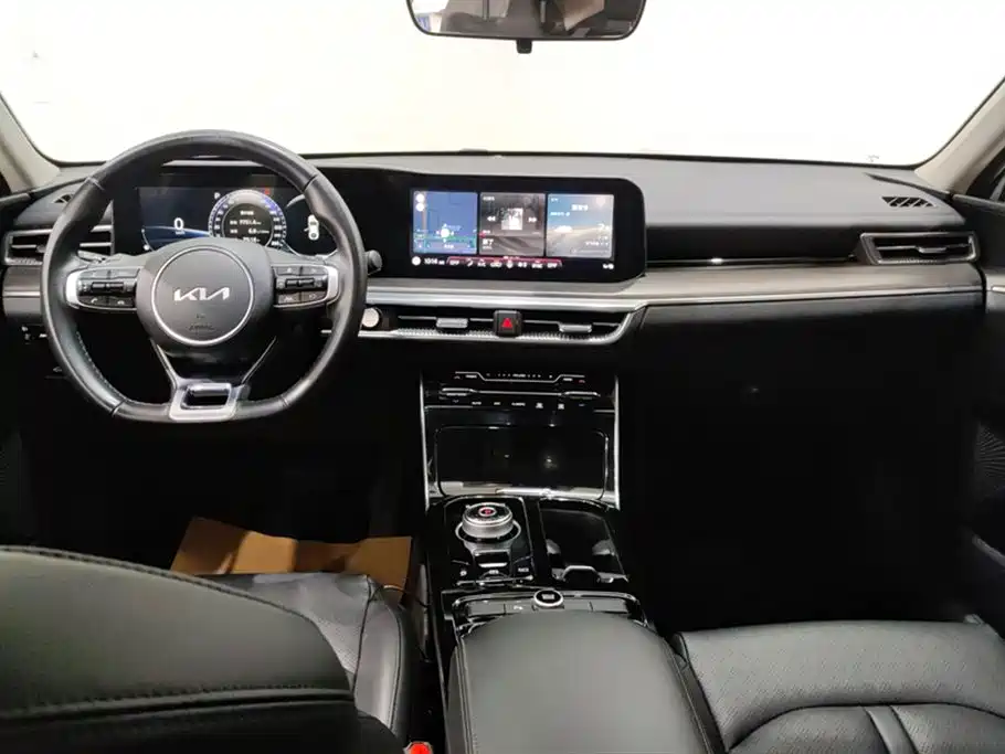 Kia K5 2021 270T CVVD refreshed version купить на сайте DeffCars