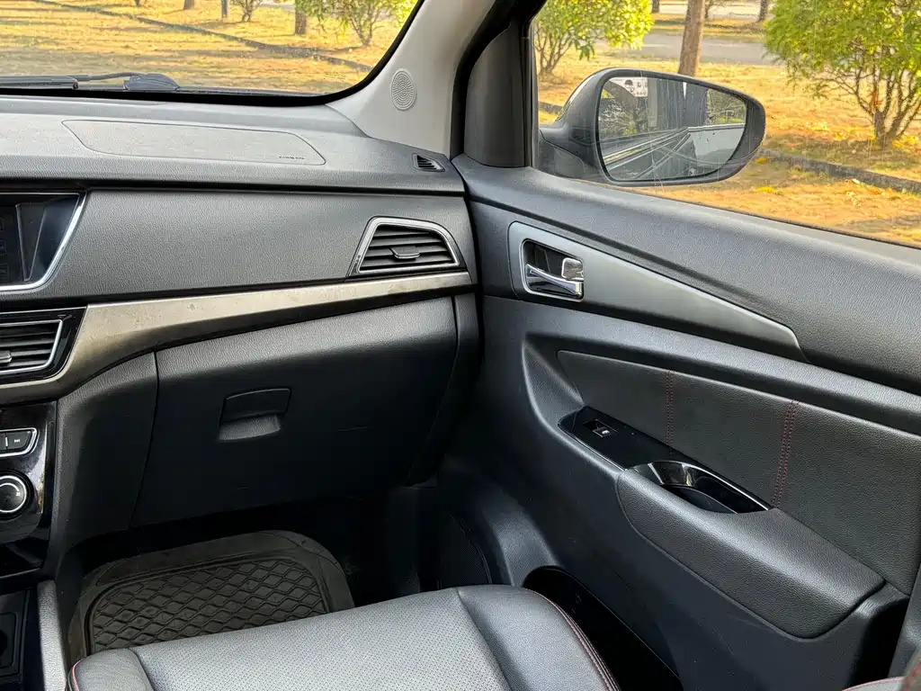 Changan Auchan A600 2016 1.5L manual luxury 7-seater купить на сайте DeffCars