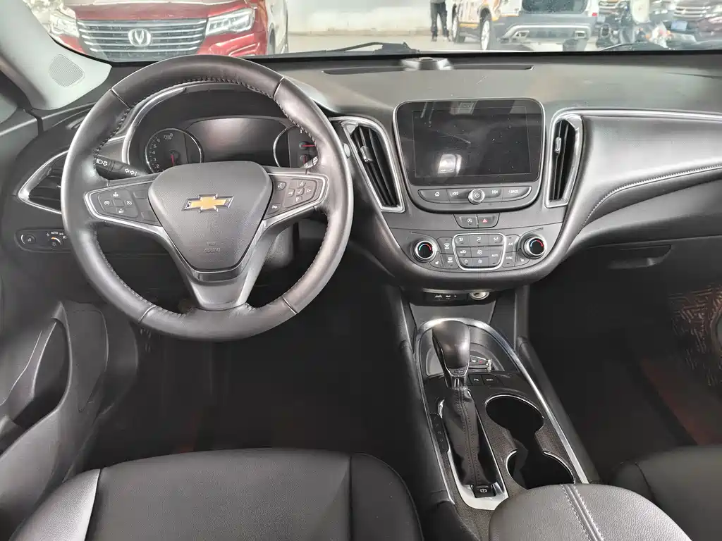 Malibu XL 2021 535T automatic Ruilian version купить на сайте DeffCars
