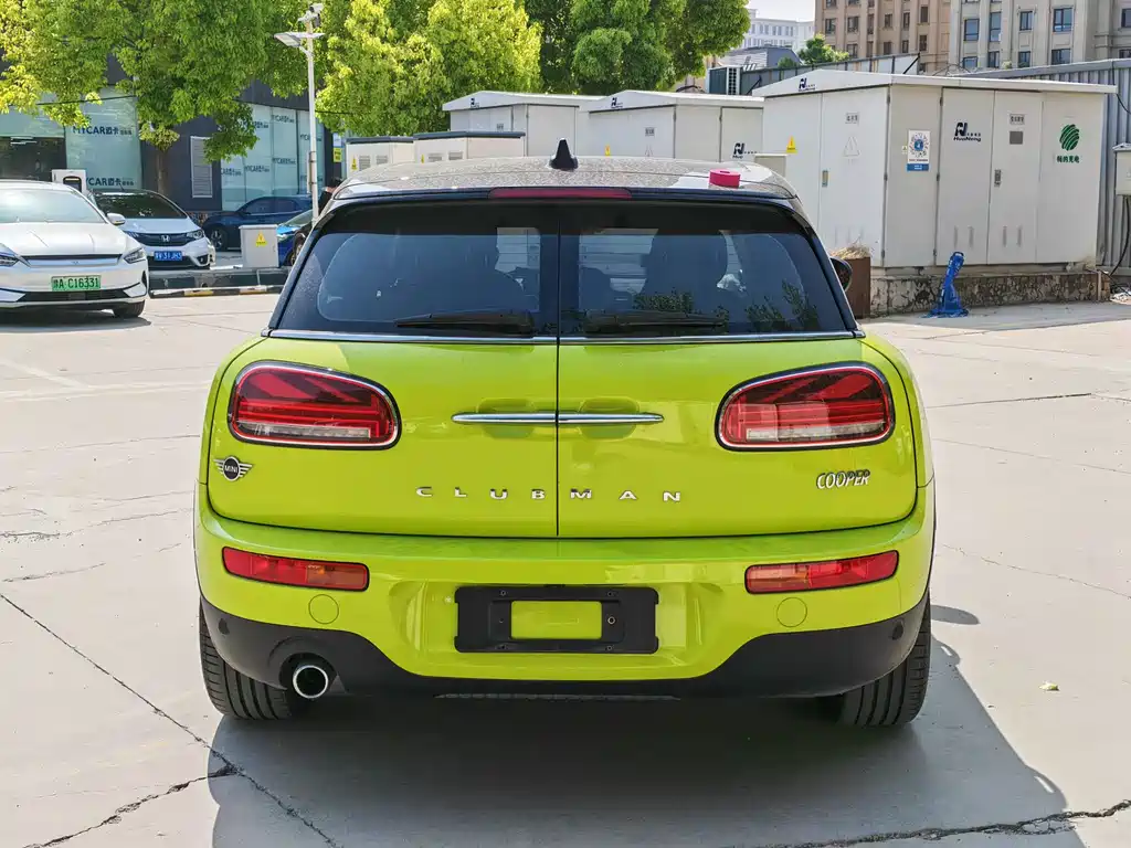 MINI CLUBMAN 2023 facelift 1.5T COOPER connoisseur купить на сайте DeffCars
