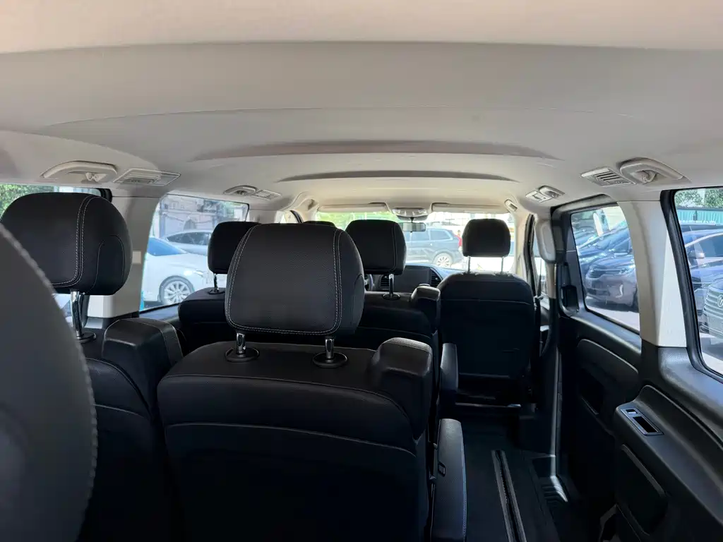 Vito 2020 2.0T Elite Edition 9 seats купить на сайте DeffCars