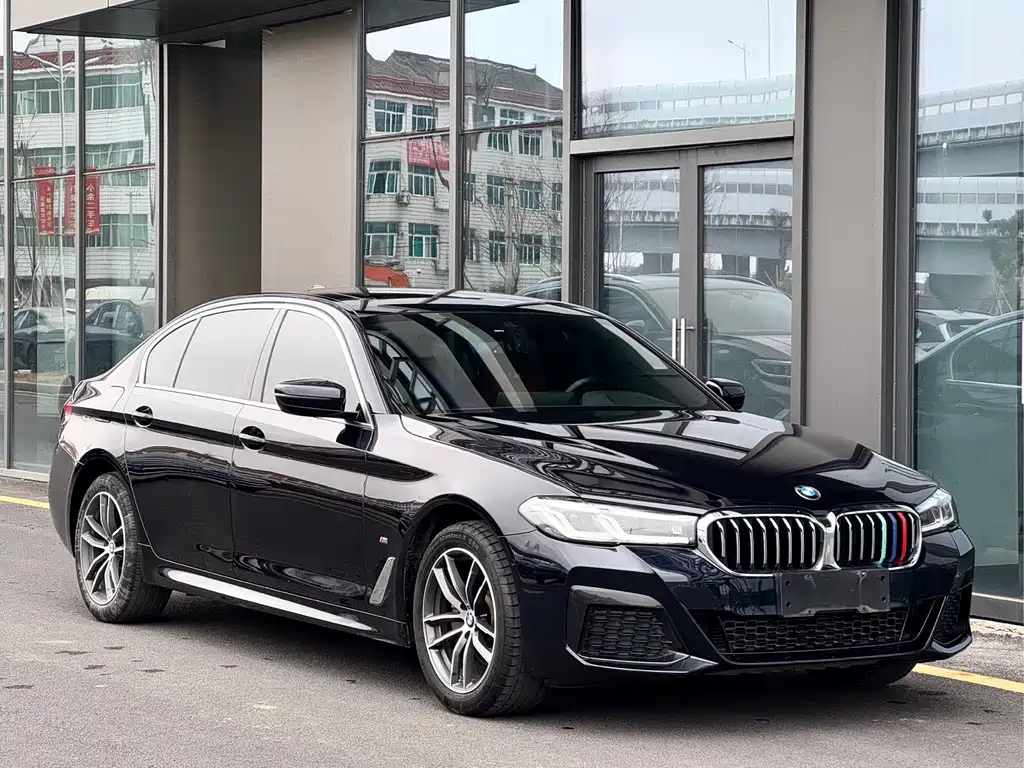 BMW 5 Series 2021 facelift 525Li M Sports Package купить на сайте DeffCars