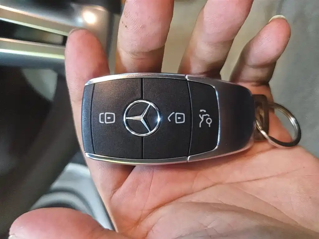 Mercedes-Benz GLB 2024 GLB 200 Dynamic купить на сайте DeffCars