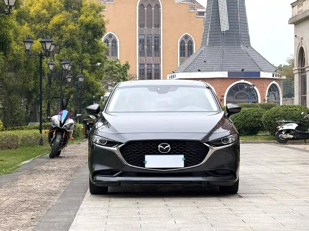 Mazda3 Angkesela 2020 2.0L Automatic Premium Edition купить на сайте DeffCars