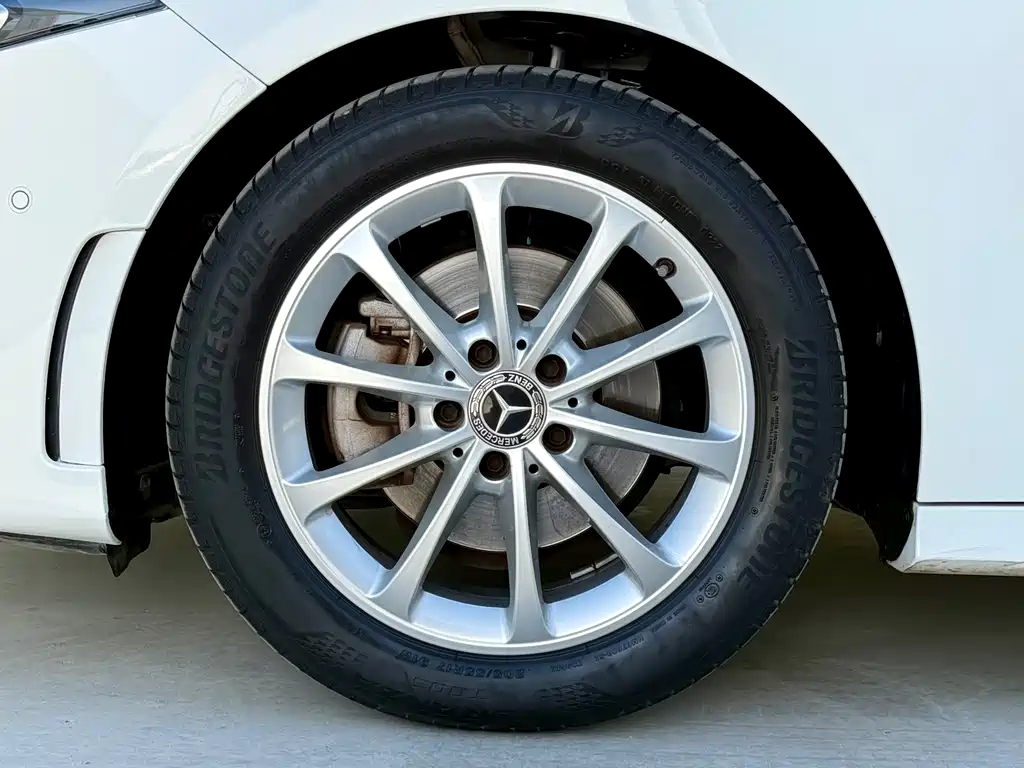 Mercedes-Benz A-Class 2022 A 200 L Sports Sedan Dynamic Type купить на сайте DeffCars