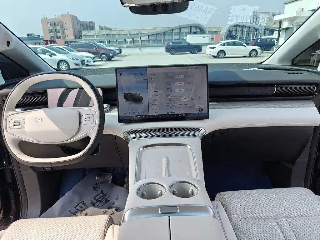 Xpeng X9 2024 model 702 super long battery life Max купить на сайте DeffCars