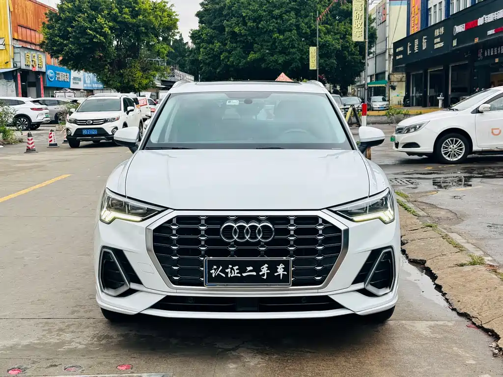 Audi Q3 2020 35 TFSI aggressive and dynamic купить на сайте DeffCars