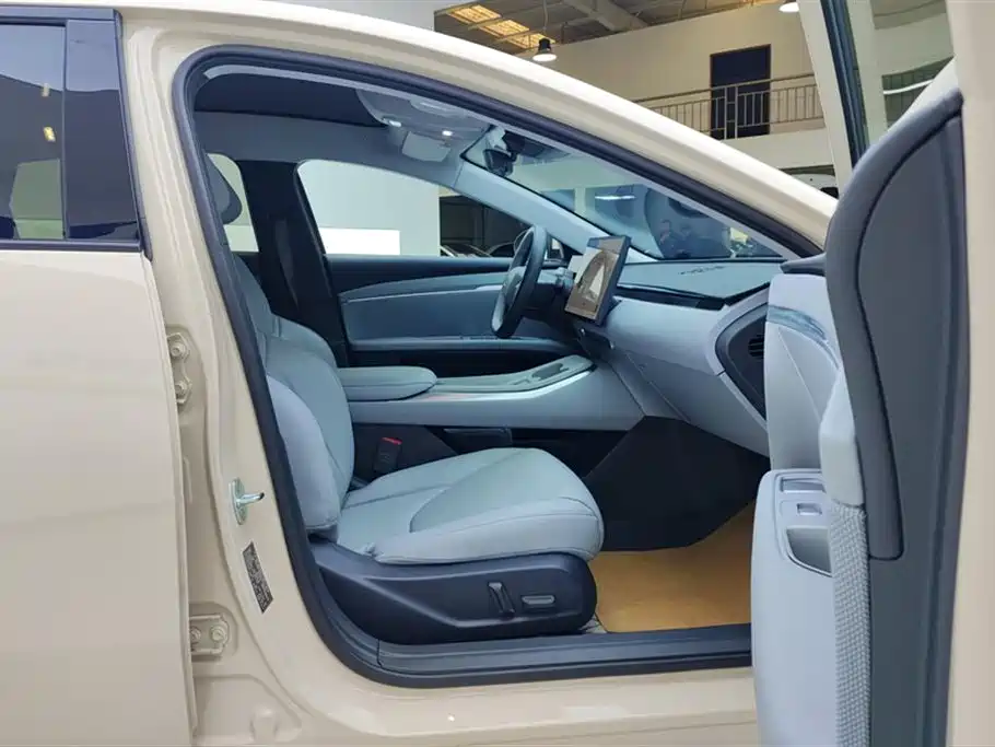 Xpeng MONA M03 2024 model 515 long battery life купить на сайте DeffCars