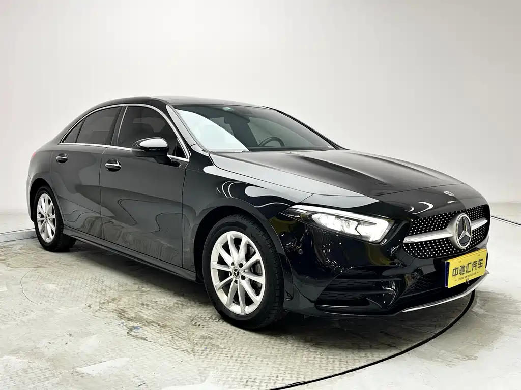 Mercedes-Benz A-Class 2022 Facelift Three A 200 L Sports Sedan Fashionable купить на сайте DeffCars