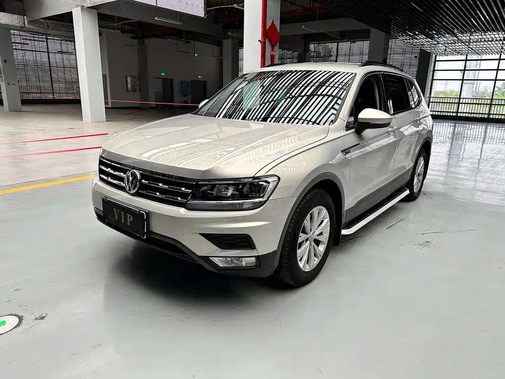 Tiguan L 2018 330TSI automatic two-wheel drive fashion version купить на сайте DeffCars